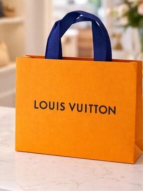 Louis Vuitton shopping bag